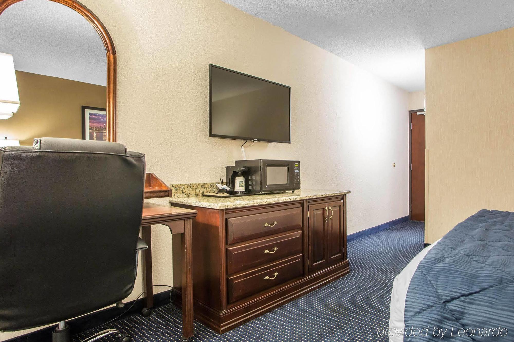 Quality Inn Schaumburg - Chicago Near The Mall Exteriör bild